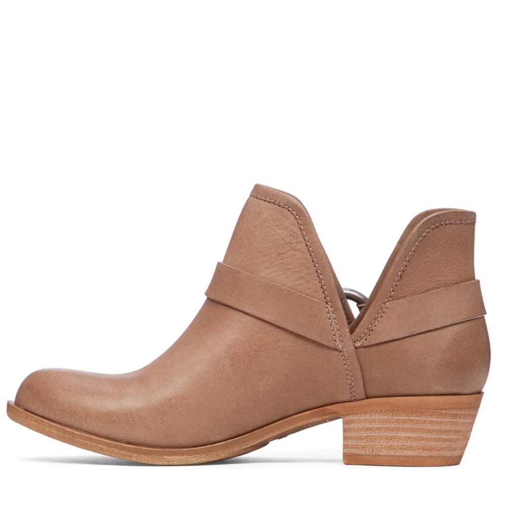 Lucky Brand Tan Leather Booties